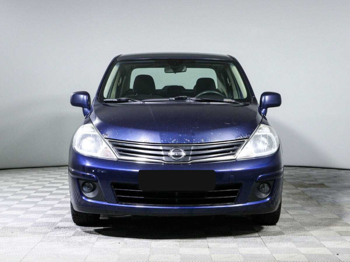 Nissan Tiida с пробегом — 2011 год. Фото: #1
