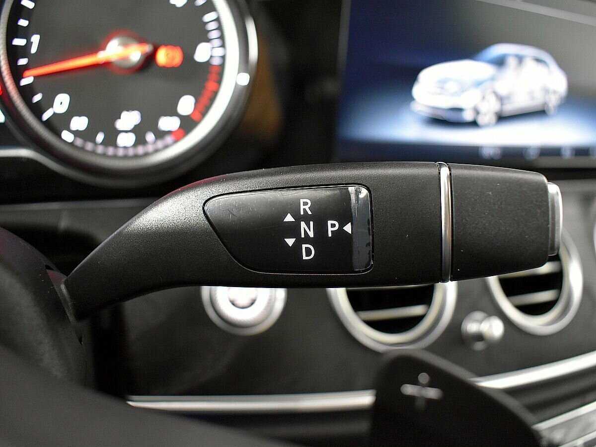 Mercedes-Benz E-Класс с пробегом — 2018 год. Фото: #12