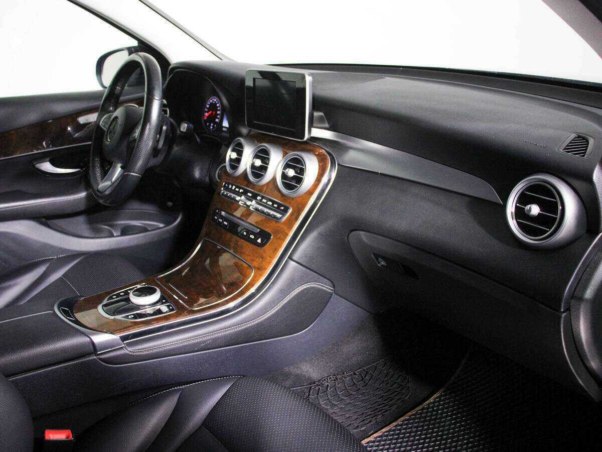 Mercedes-Benz GLC с пробегом — 2015 год. Фото: #5