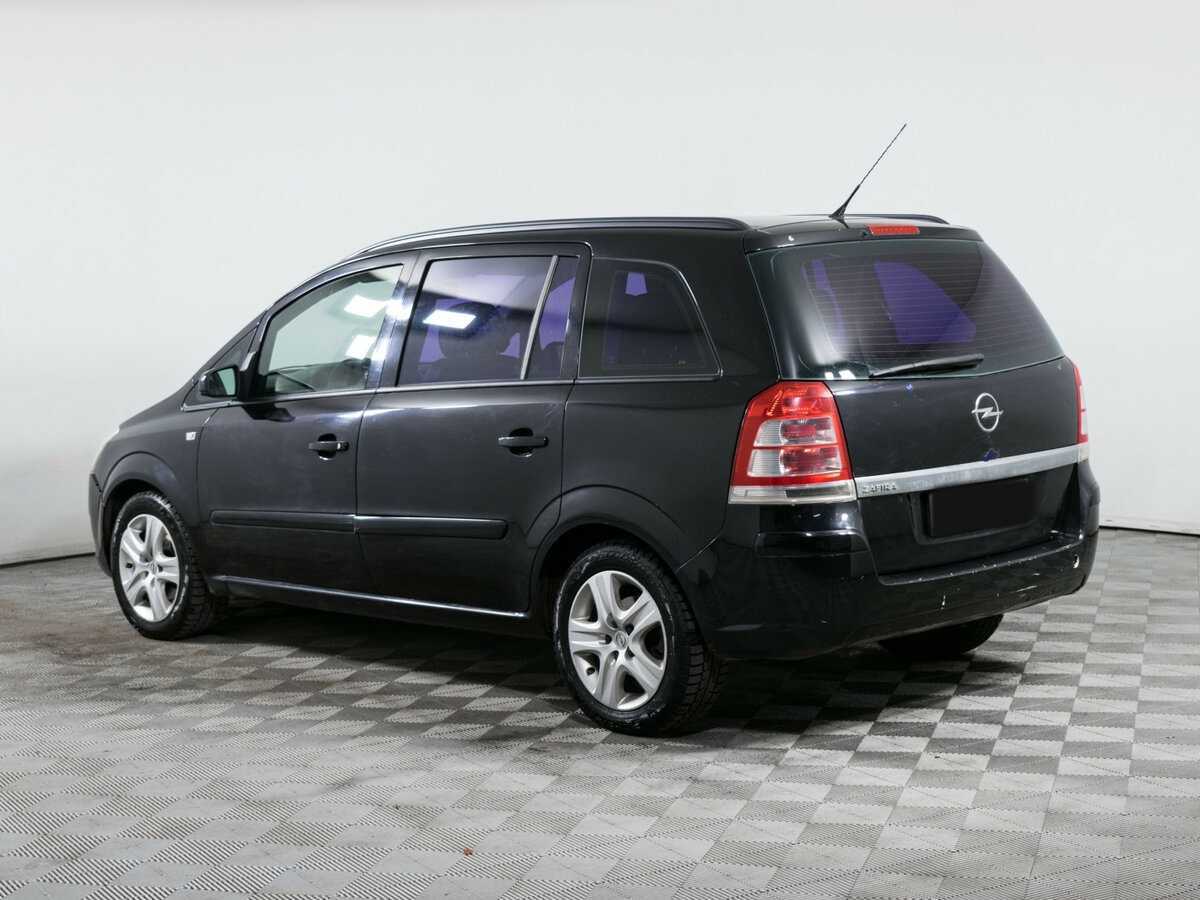 Opel Zafira с пробегом — 2008 год. Фото: #5