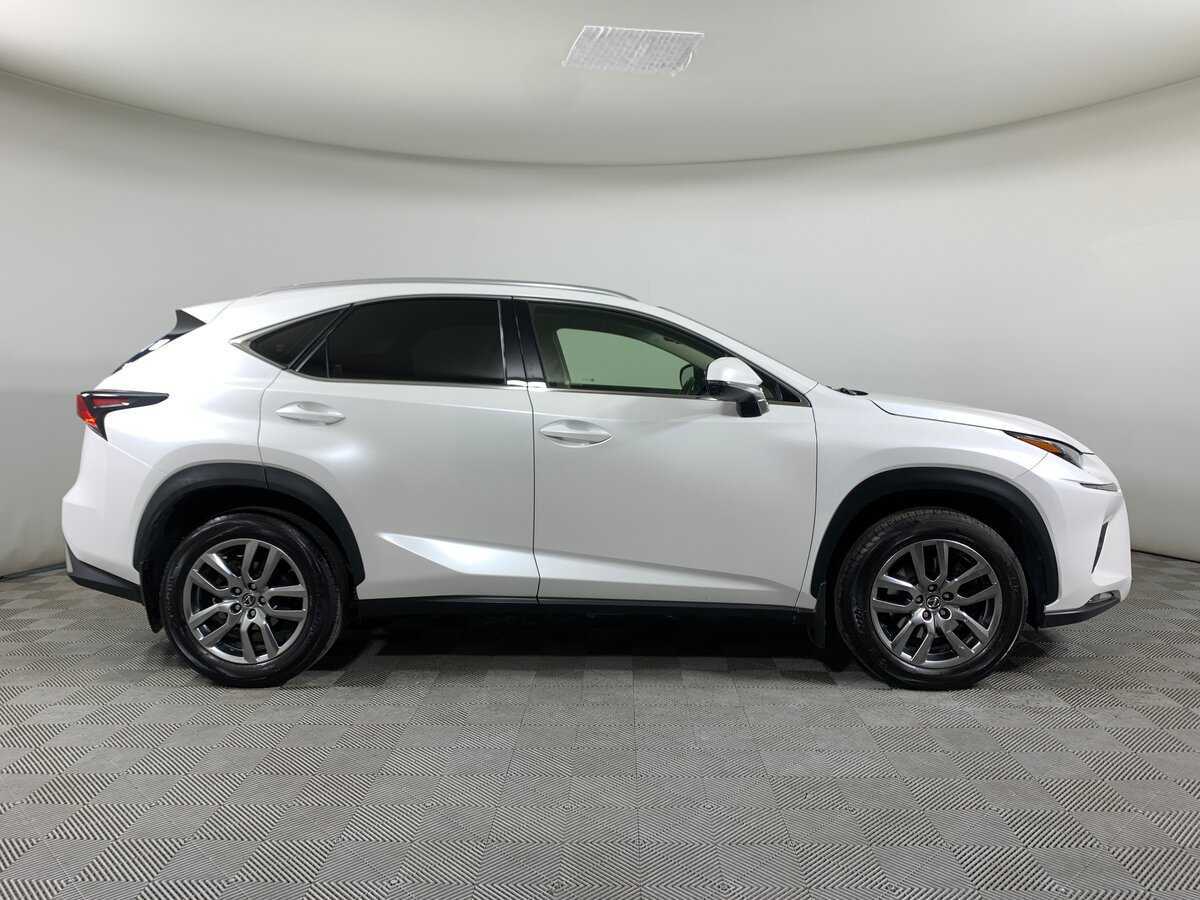 Lexus NX с пробегом — 2017 год. Фото: #3