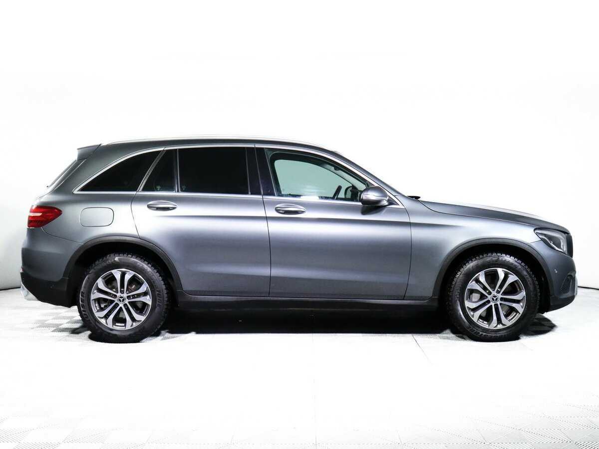 Mercedes-Benz GLC с пробегом — 2018 год. Фото: #3