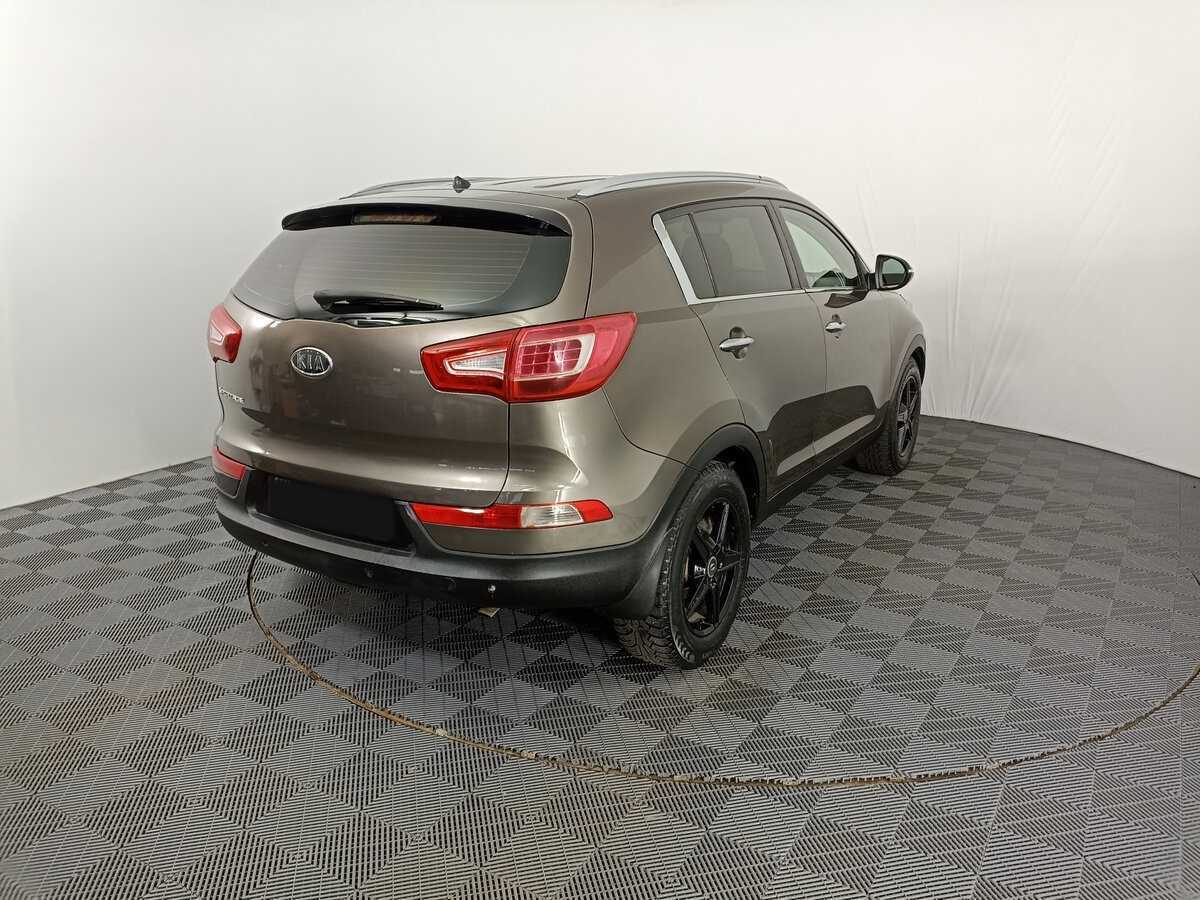 Kia Sportage с пробегом — 2011 год. Фото: #4