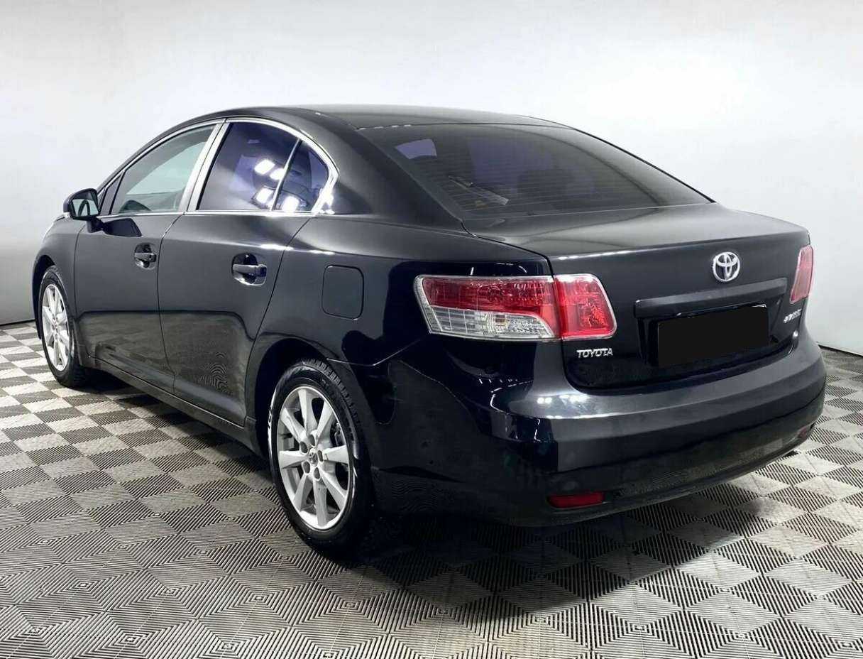 Toyota Avensis с пробегом — 2011 год. Фото: #4