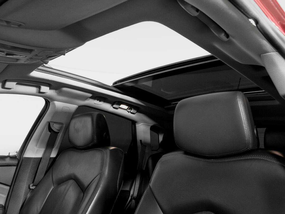 Cadillac SRX с пробегом — 2011 год. Фото: #15