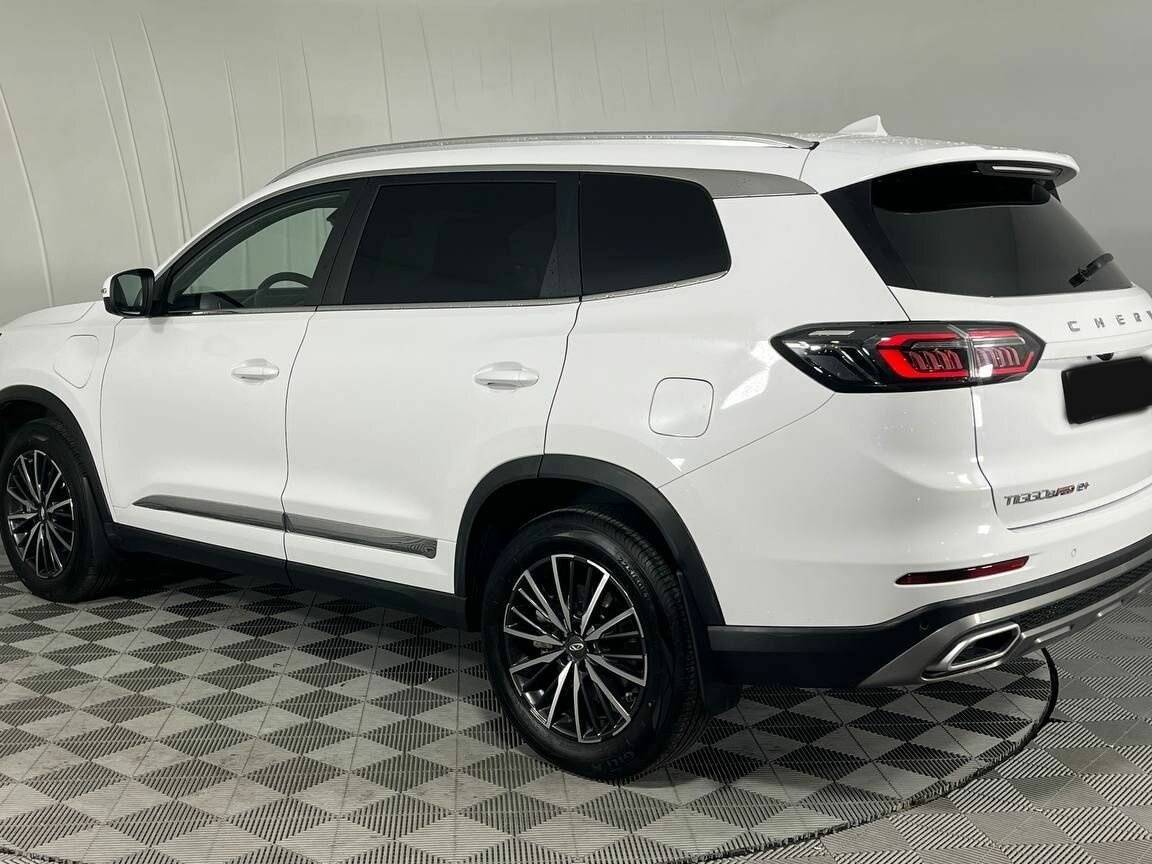 Chery Tiggo 8 Pro e+ с пробегом — 2023 год. Фото: #5