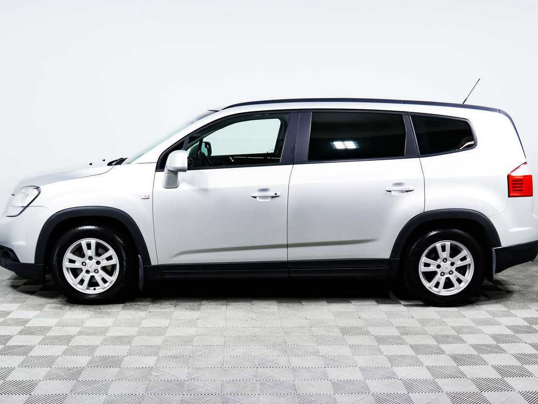 Chevrolet Orlando с пробегом — 2013 год. Фото: #7