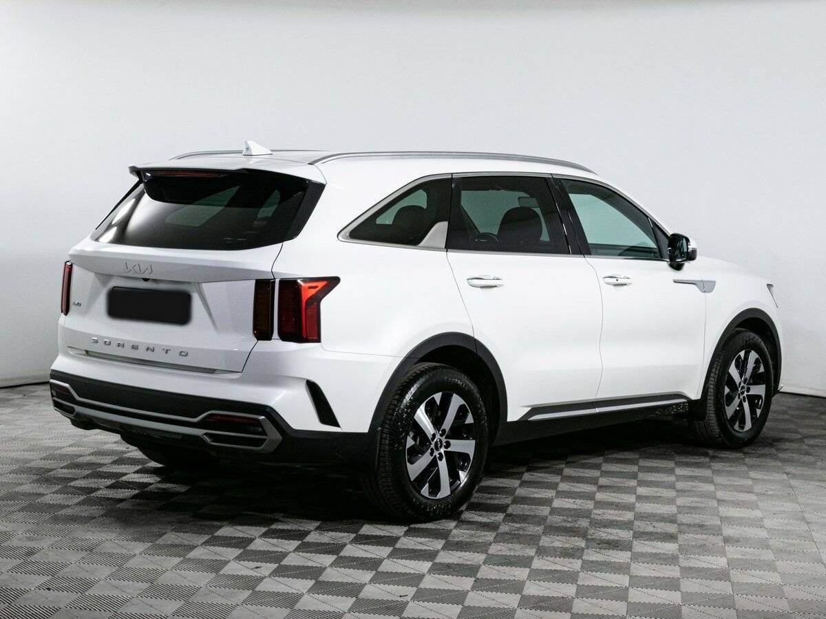 Kia Sorento с пробегом — 2023 год. Фото: #4