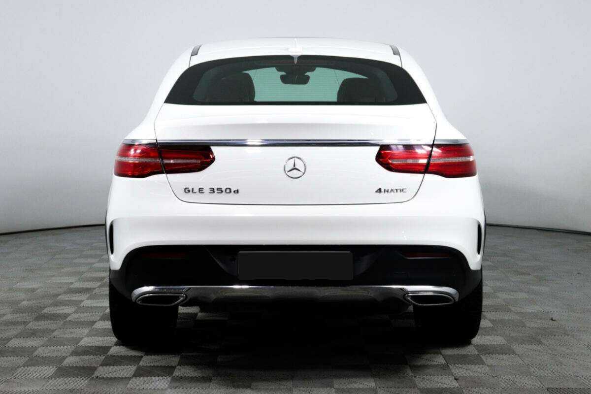 Mercedes-Benz GLE Coupe с пробегом — 2015 год. Фото: #5