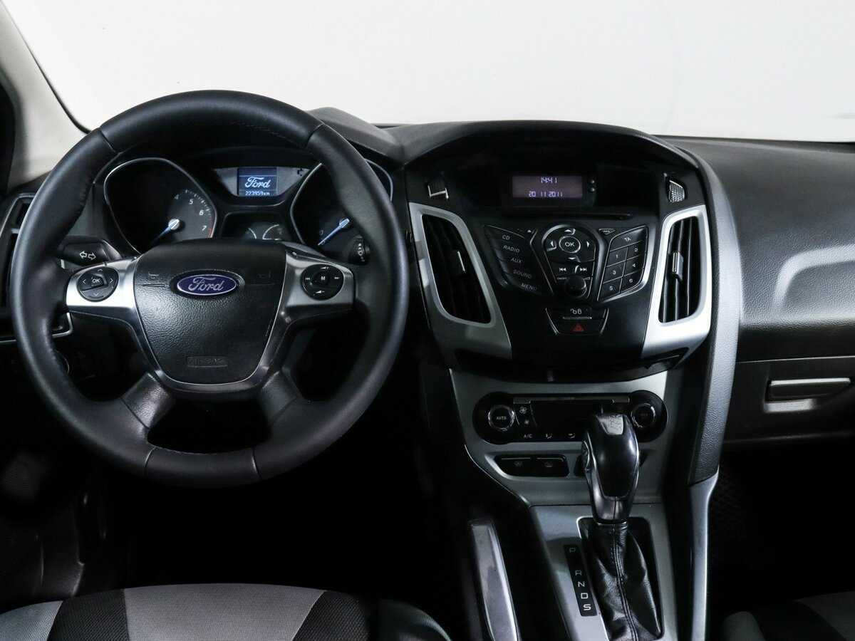 Ford Focus с пробегом — 2011 год. Фото: #10