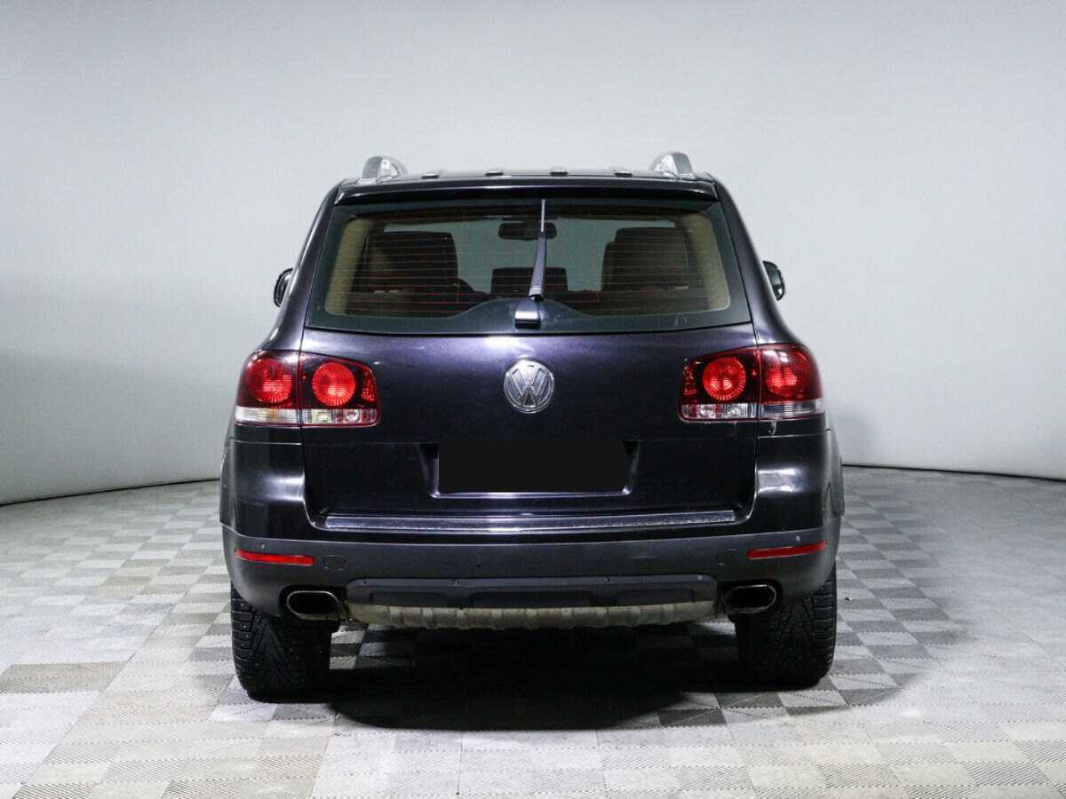 Volkswagen Touareg с пробегом — 2008 год. Фото: #5