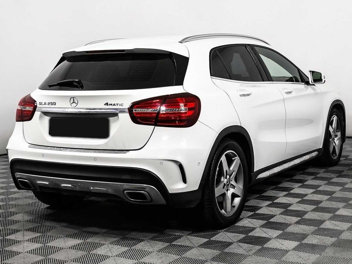 Mercedes-Benz GLA с пробегом — 2017 год. Фото: #11