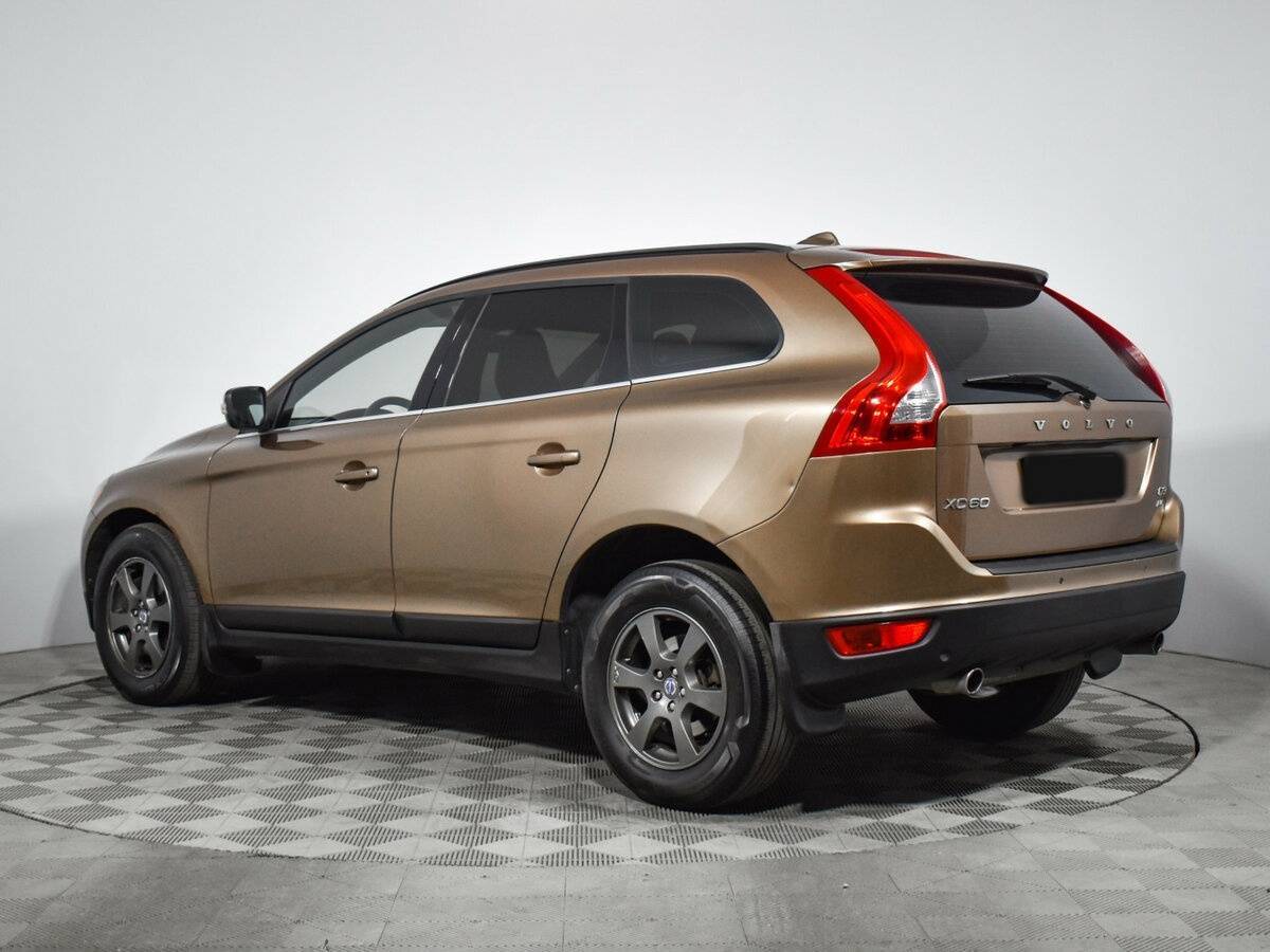 Volvo XC60 с пробегом — 2011 год. Фото: #6