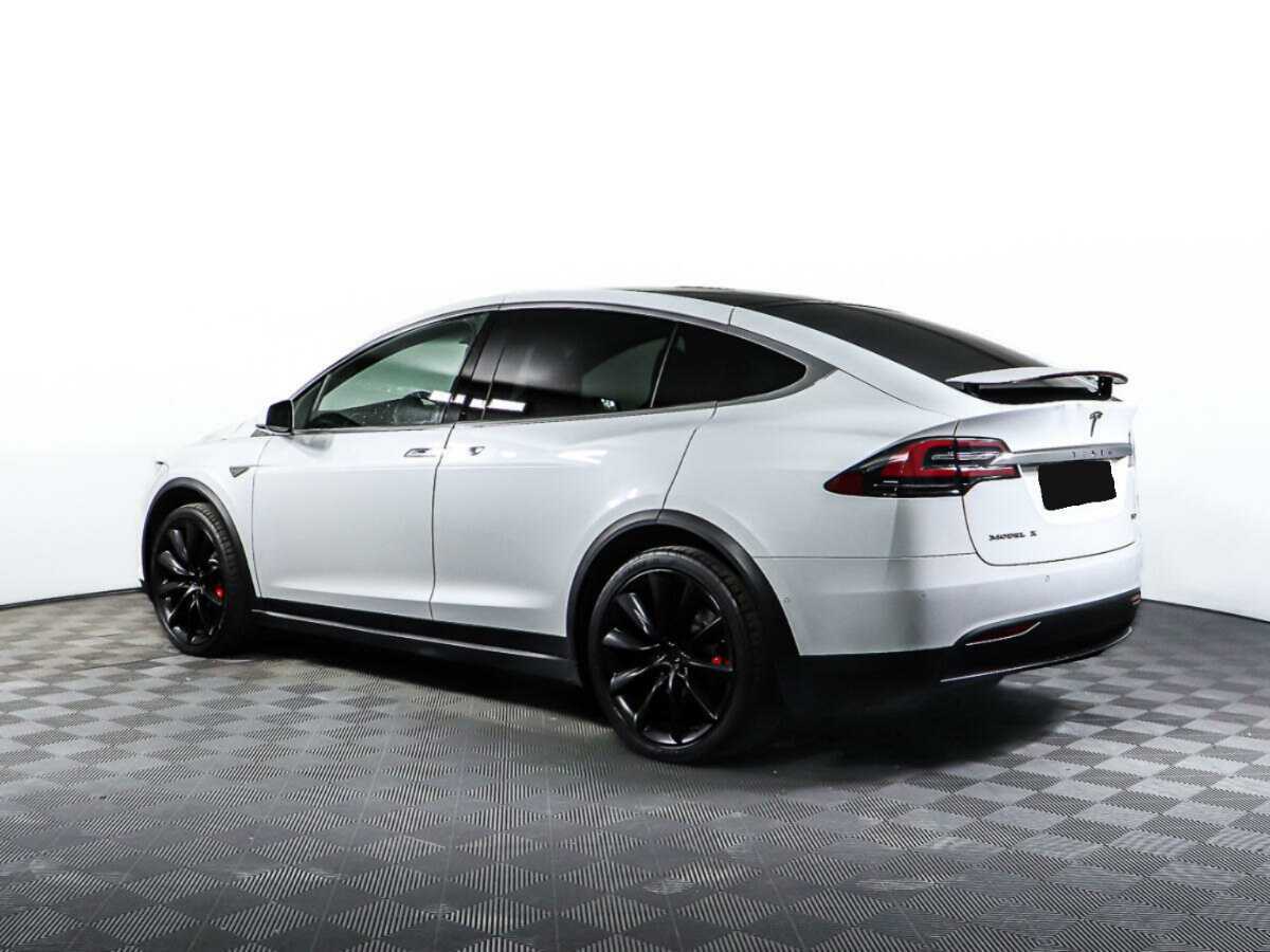 Tesla Model X с пробегом — 2016 год. Фото: #5