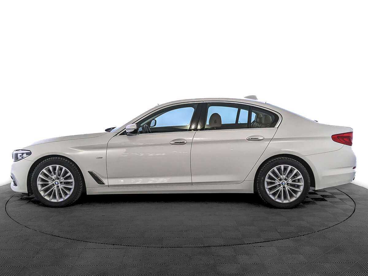 BMW 5 серии с пробегом — 2017 год. Фото: #7