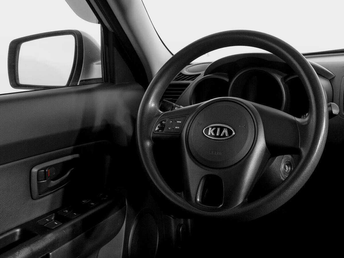 Kia Soul с пробегом — 2010 год. Фото: #13
