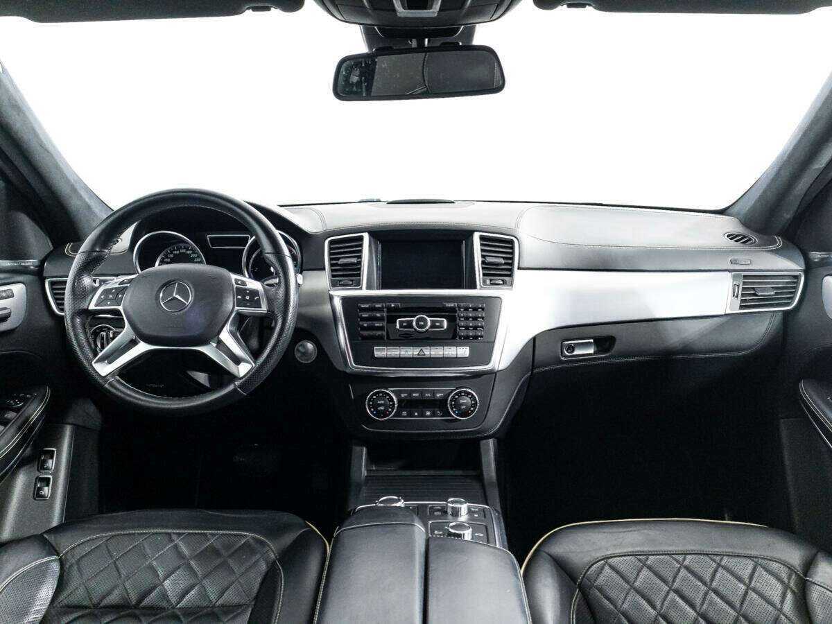 Mercedes-Benz GL-Класс с пробегом — 2014 год. Фото: #12