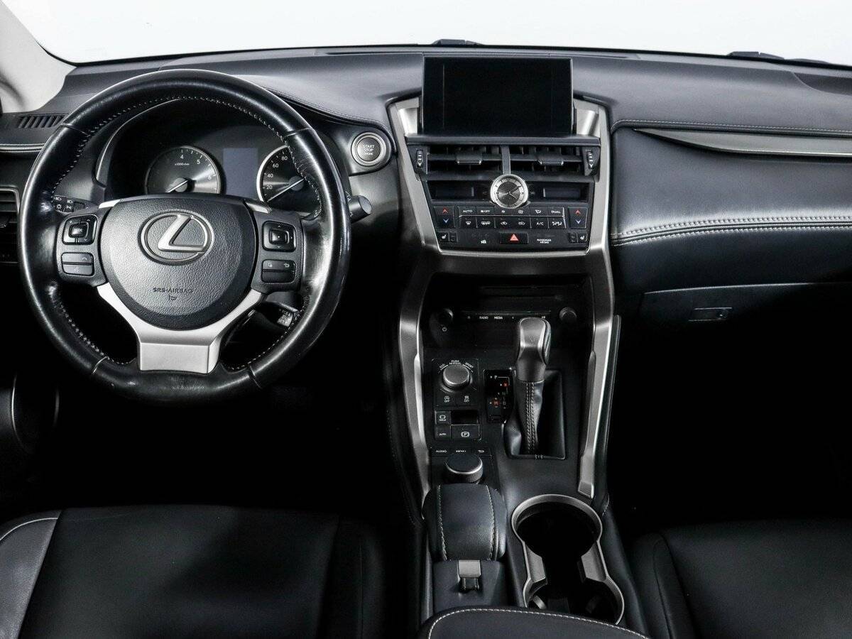 Lexus NX с пробегом — 2015 год. Фото: #8
