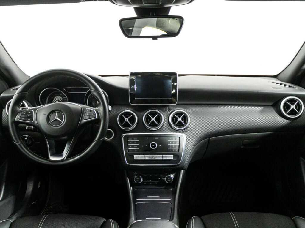 Mercedes-Benz A-Класс с пробегом — 2016 год. Фото: #12