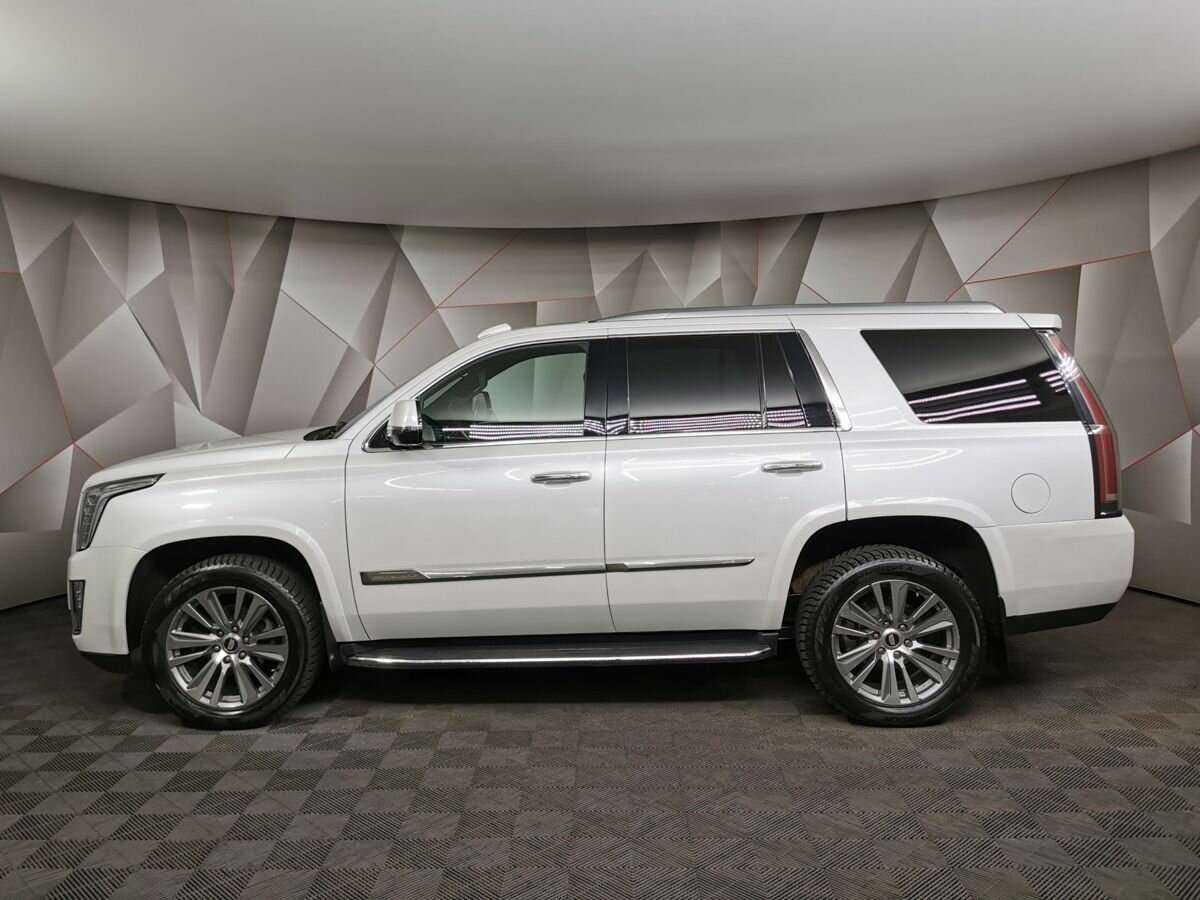 Cadillac Escalade с пробегом — 2016 год. Фото: #4