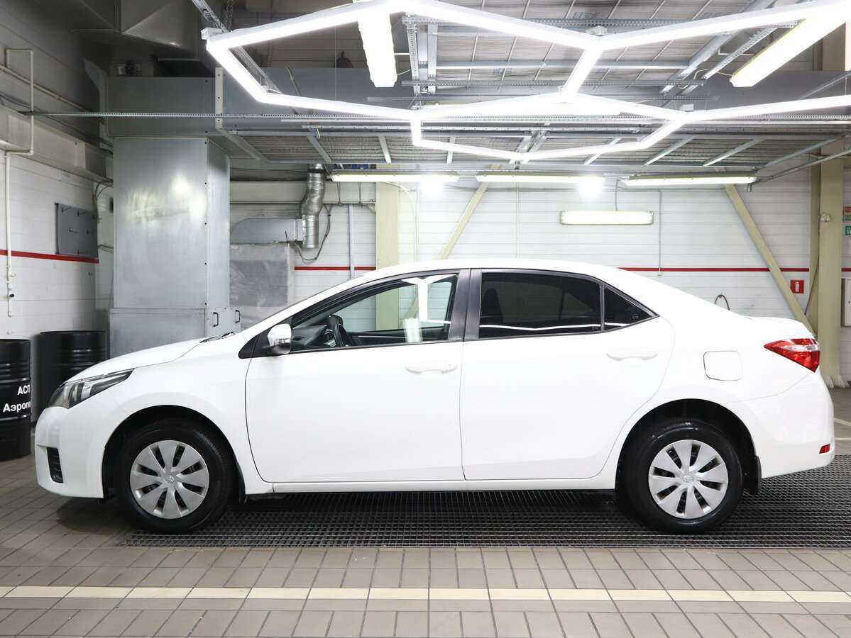 Toyota Corolla с пробегом — 2014 год. Фото: #4