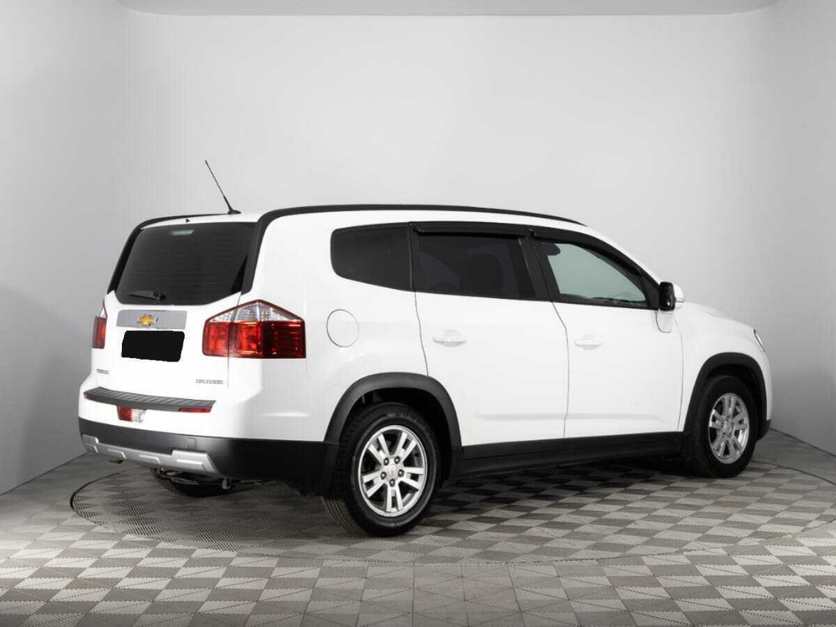 Chevrolet Orlando с пробегом — 2014 год. Фото: #4