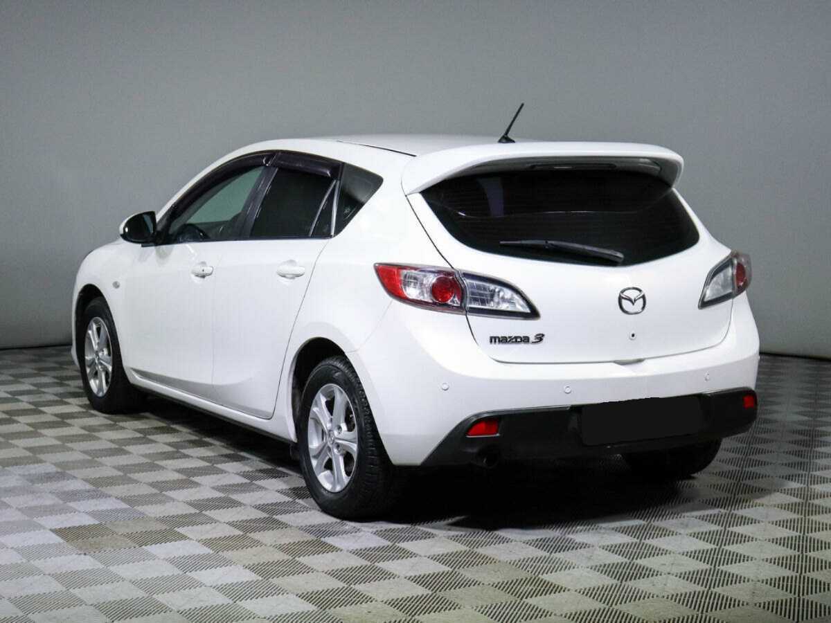 Mazda 3 с пробегом — 2011 год. Фото: #6