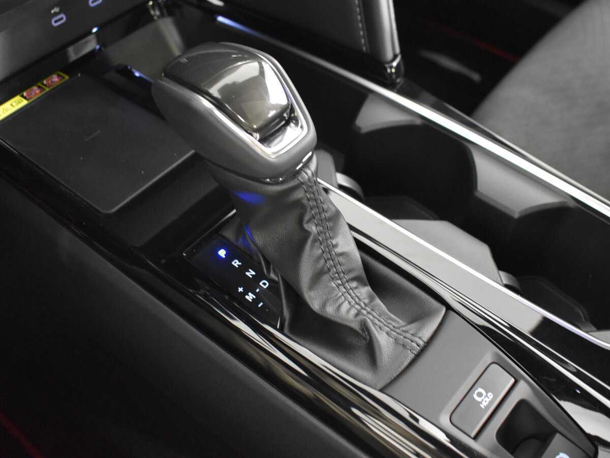 Toyota Camry с пробегом — 2024 год. Фото: #17