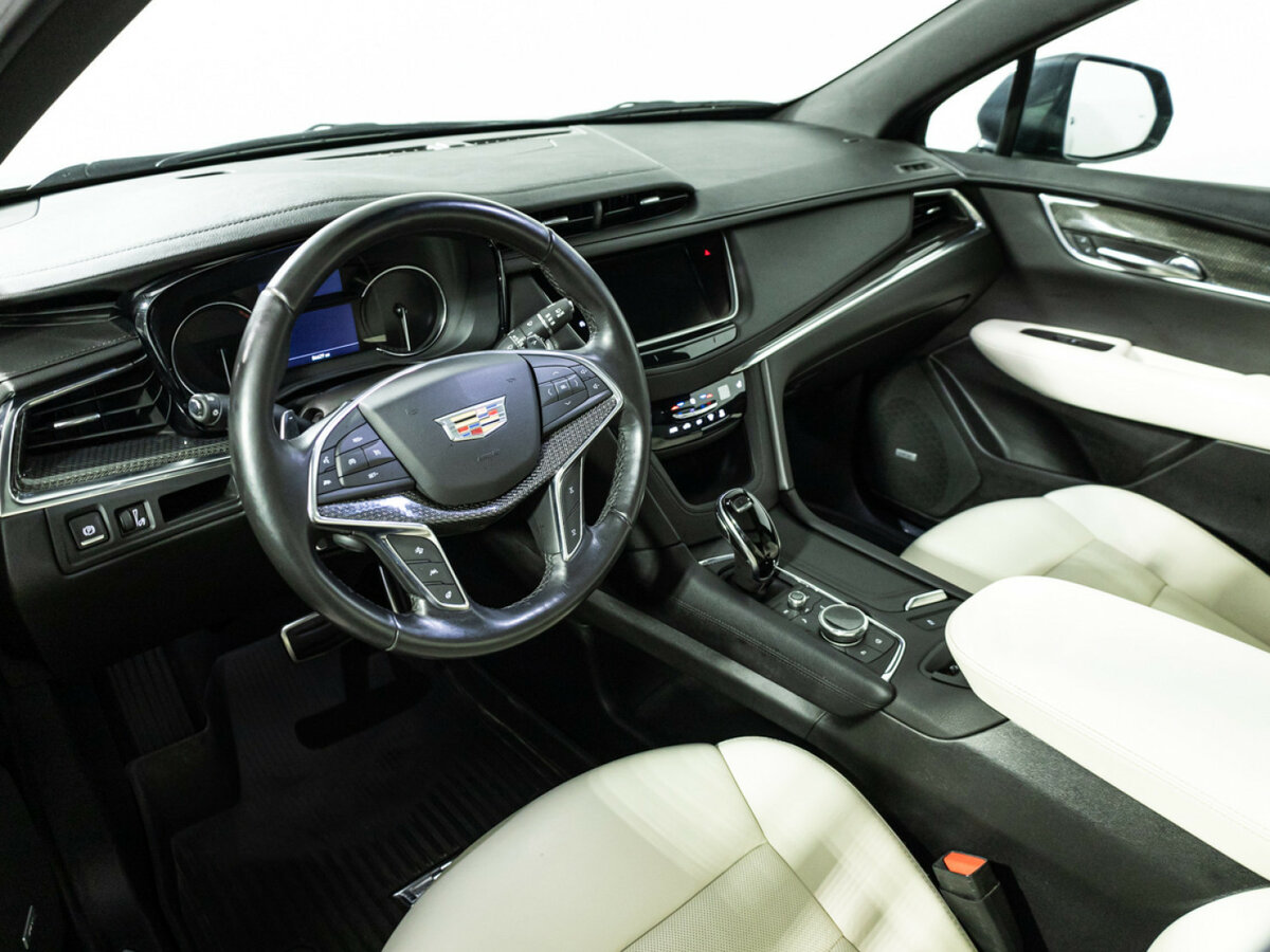 Cadillac XT5 с пробегом — 2020 год. Фото: #8