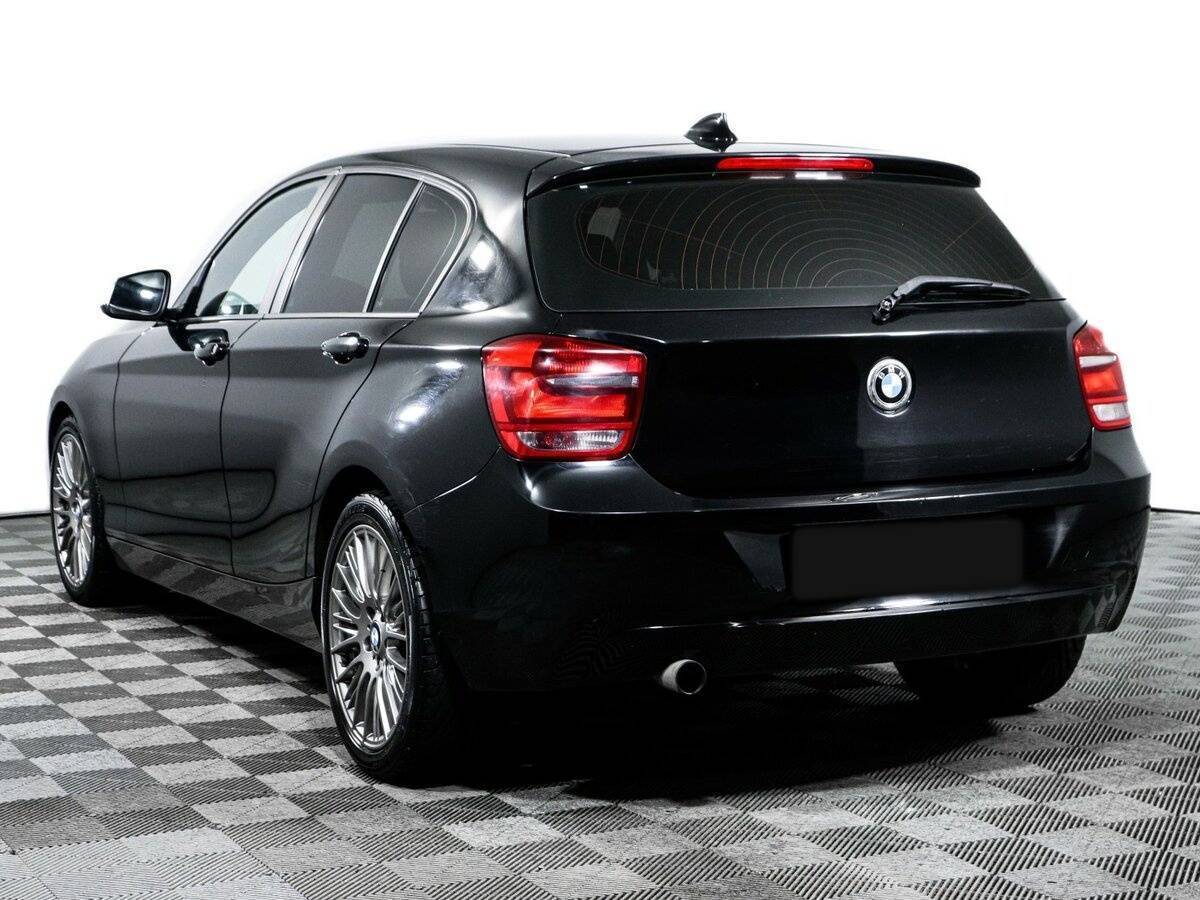 BMW 1 серии с пробегом — 2013 год. Фото: #6
