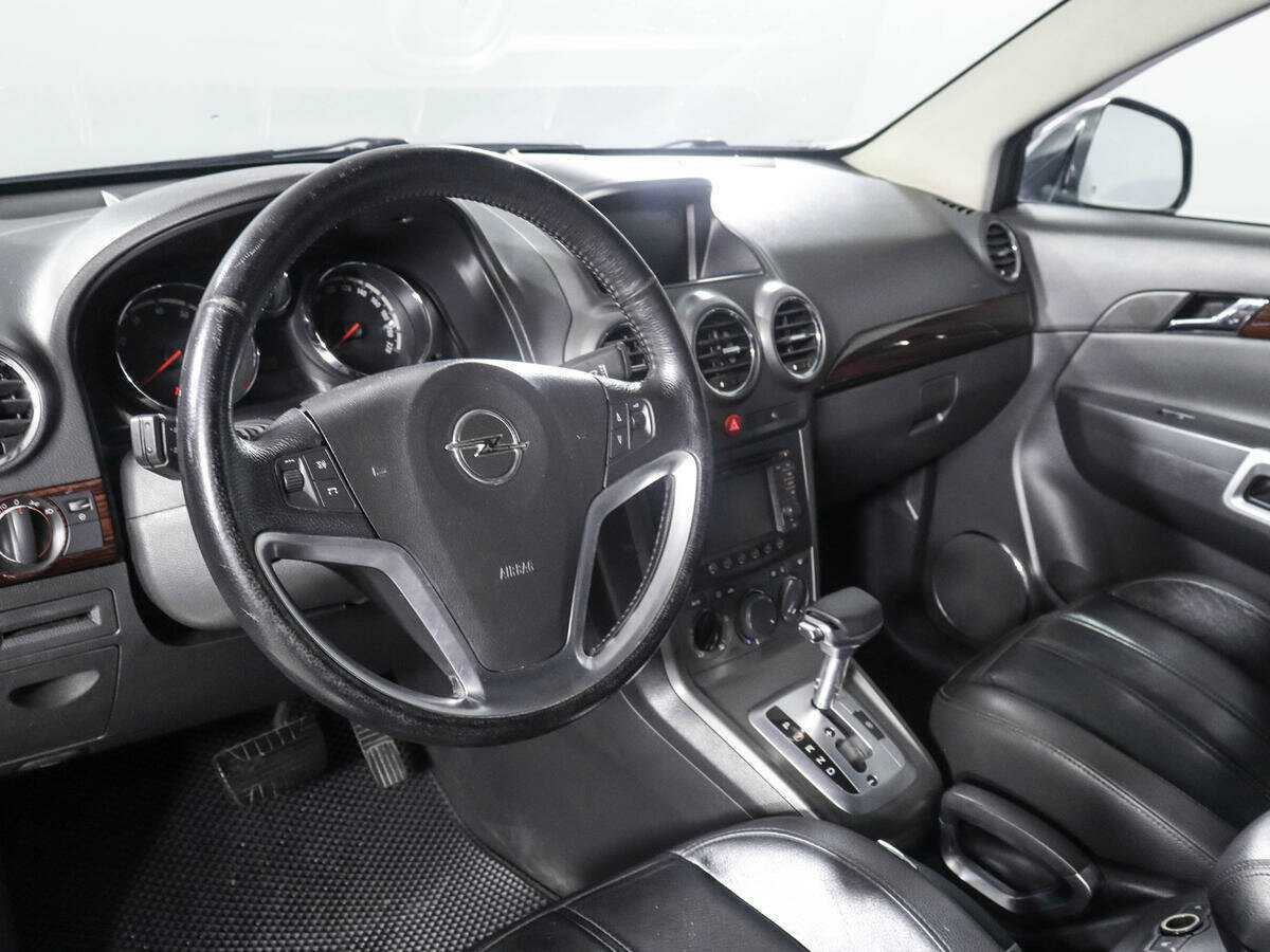 Opel Antara с пробегом — 2008 год. Фото: #13