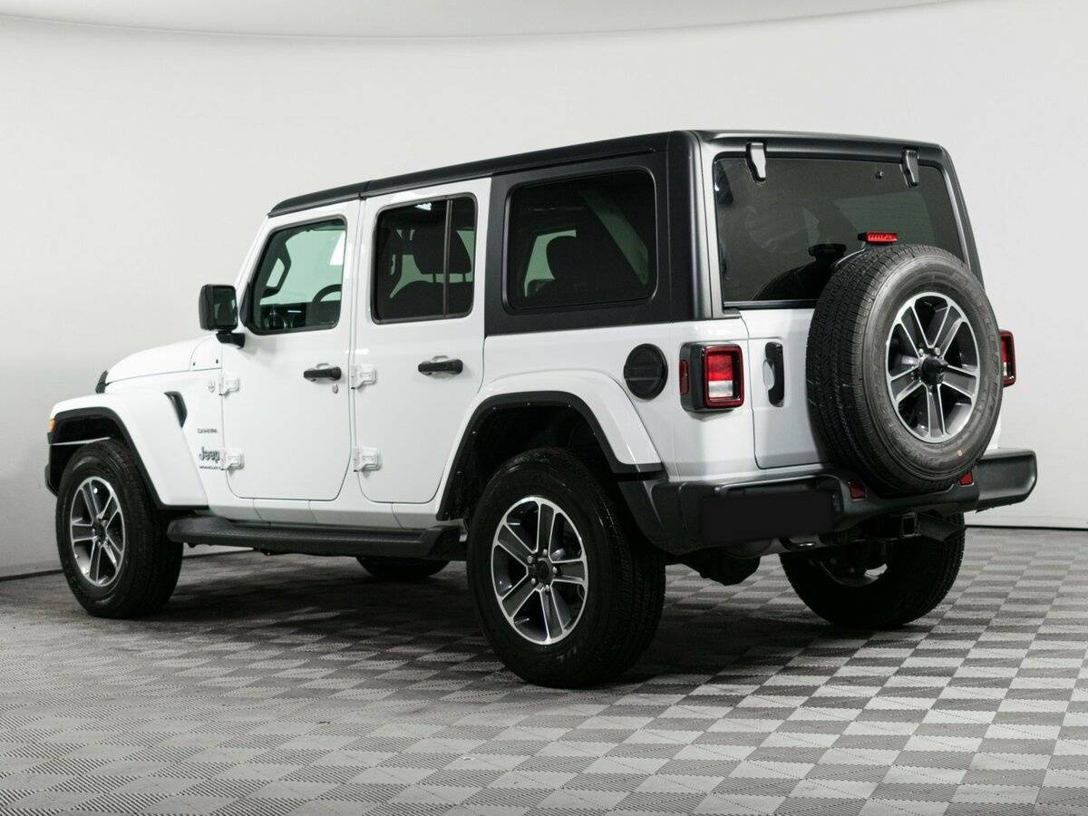 Jeep Wrangler с пробегом — 2022 год. Фото: #6