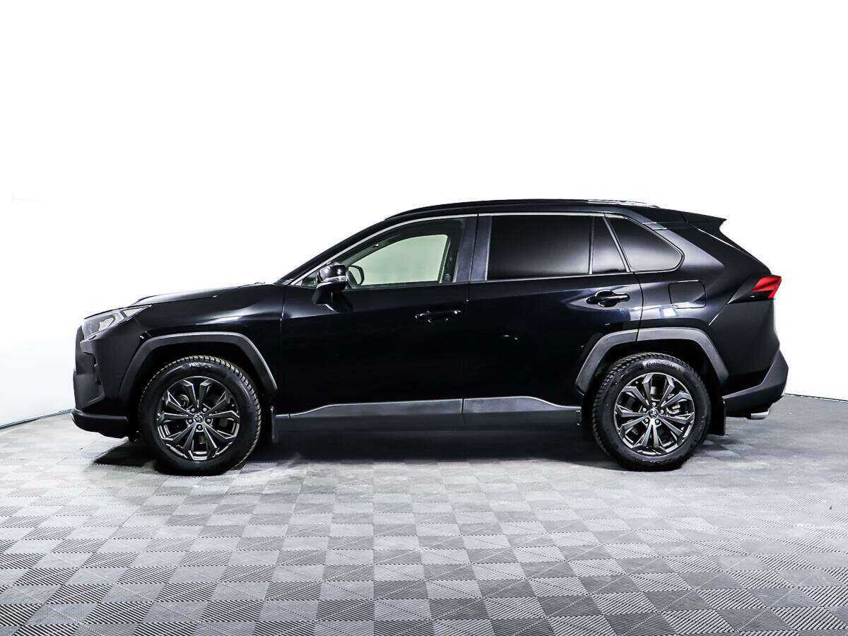 Toyota RAV4 с пробегом — 2022 год. Фото: #7