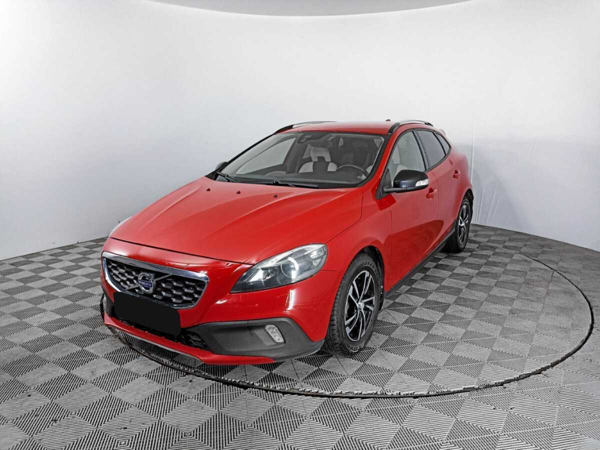 Volvo V40 Cross Country с пробегом — 2013 год. Посмотреть фото