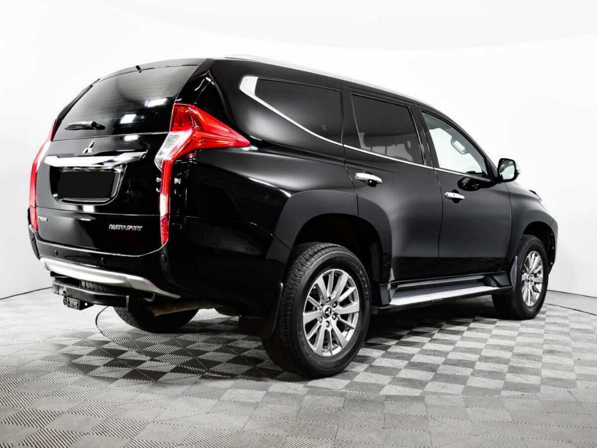 Mitsubishi Pajero Sport с пробегом — 2019 год. Фото: #4