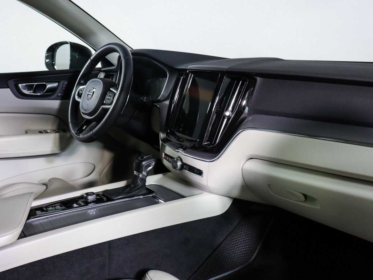Volvo XC60 с пробегом — 2017 год. Фото: #5