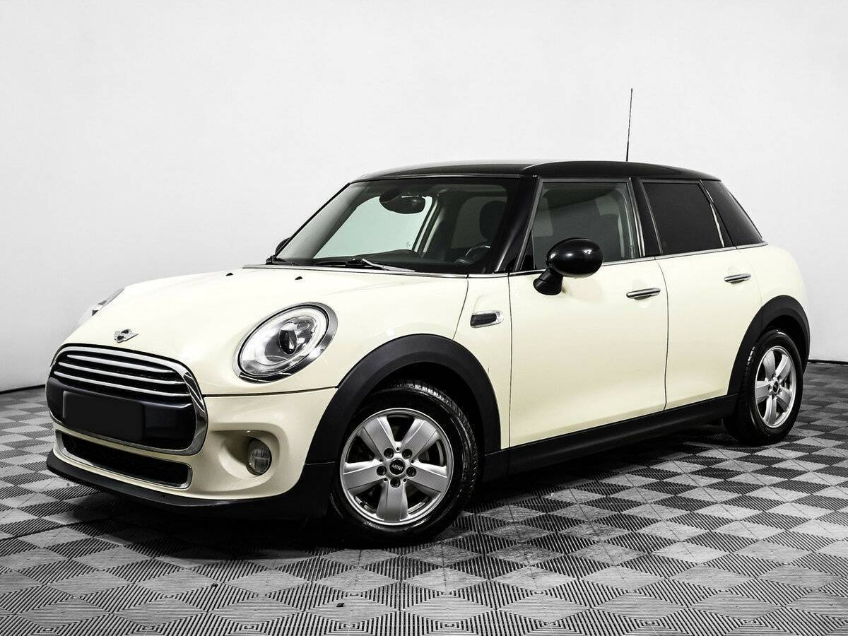 Mini Hatch с пробегом — 2014 год. Посмотреть фото
