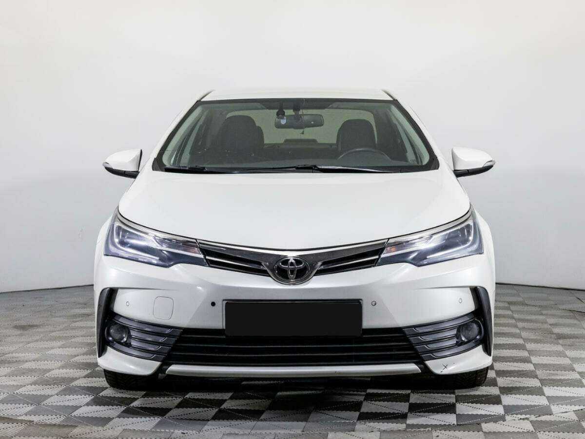 Toyota Corolla с пробегом — 2018 год. Фото: #1