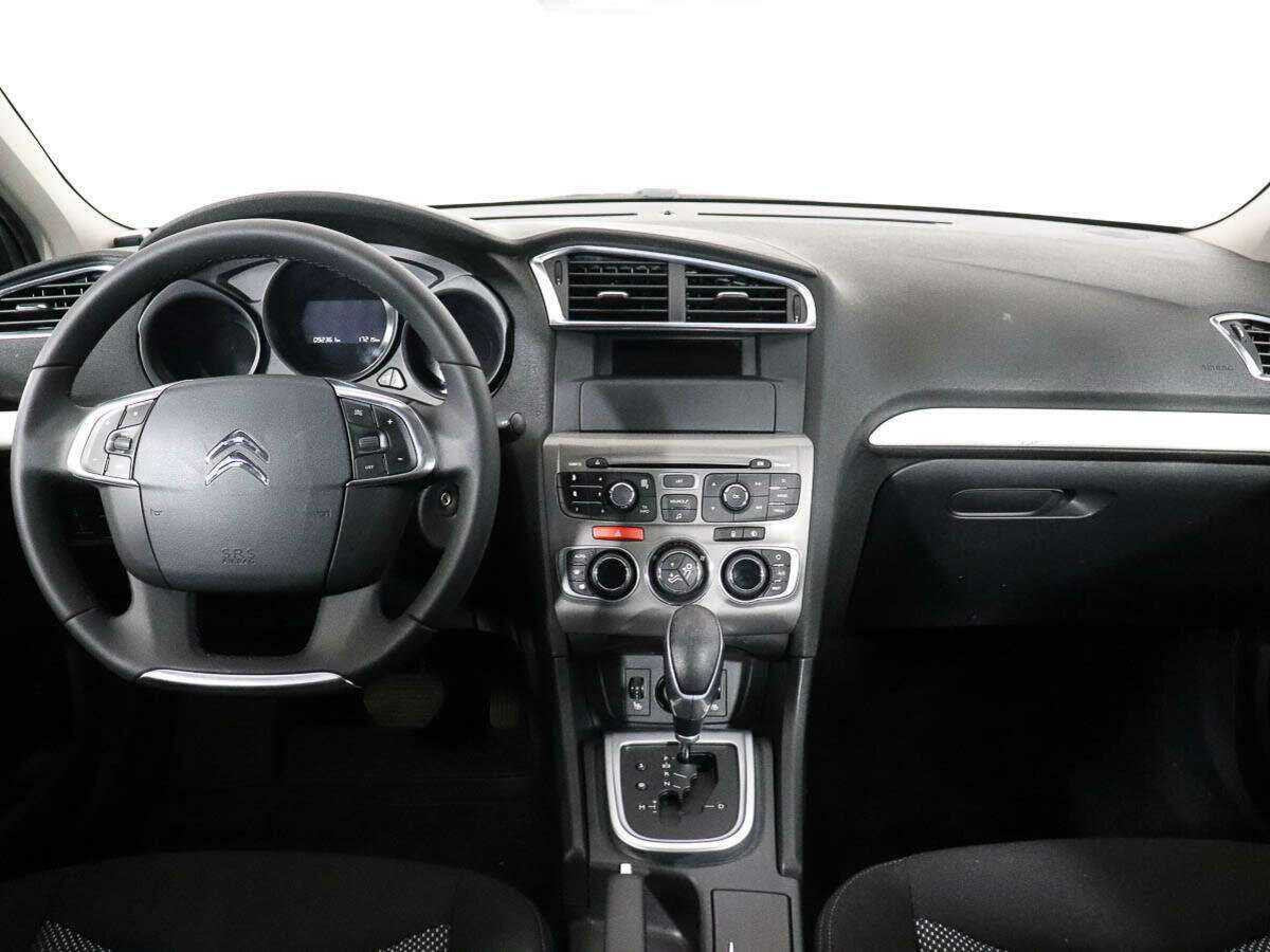 Citroen C4 с пробегом — 2015 год. Фото: #10