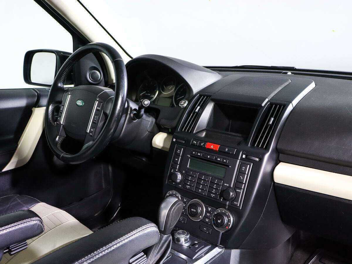 Land Rover Freelander с пробегом — 2012 год. Фото: #7