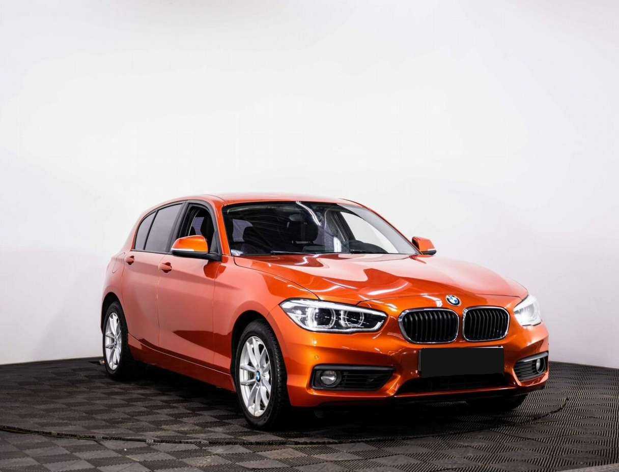 BMW 1 серии с пробегом — 2017 год. Фото: #2