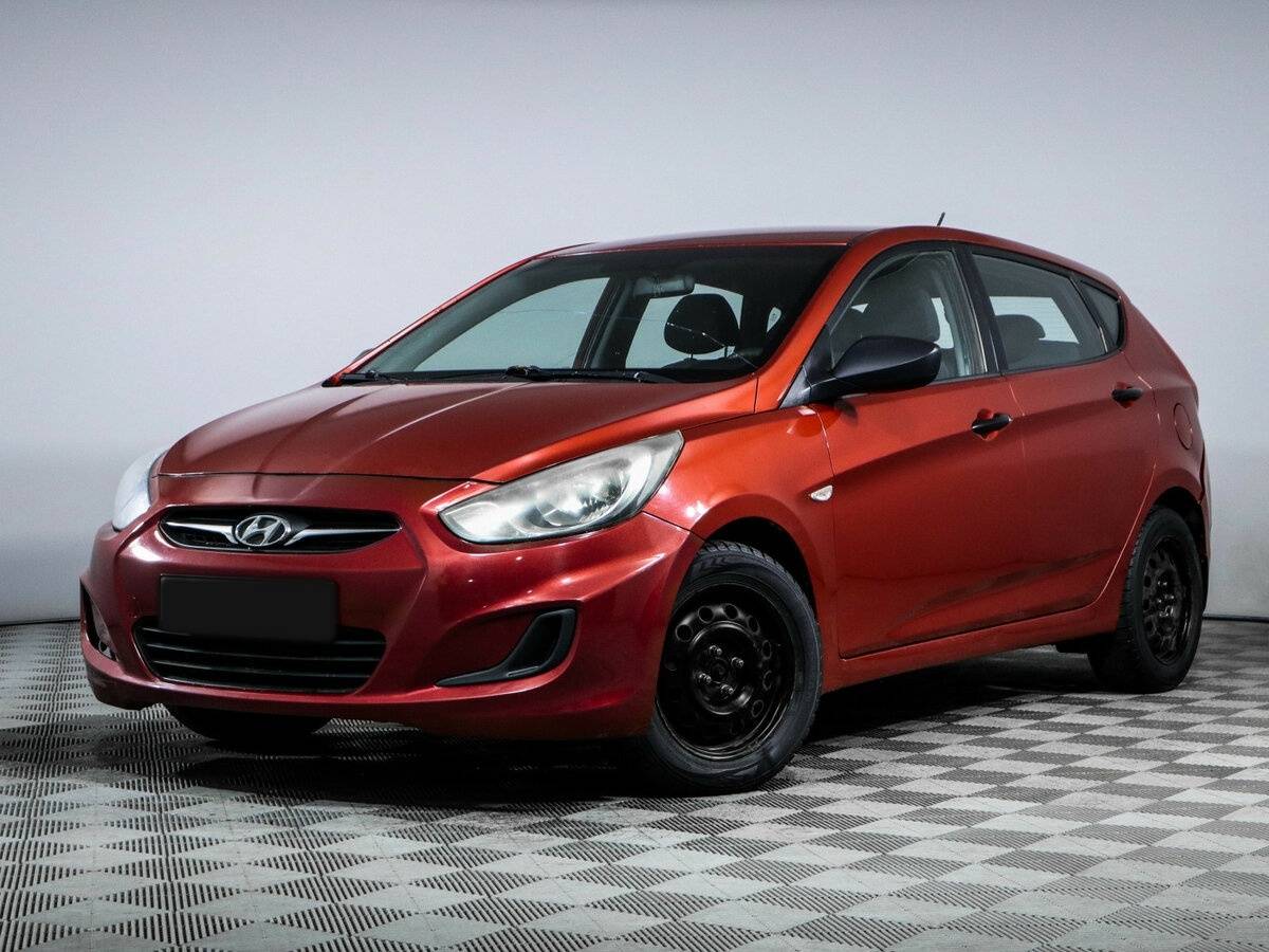 Hyundai Solaris с пробегом — 2013 год. Посмотреть фото