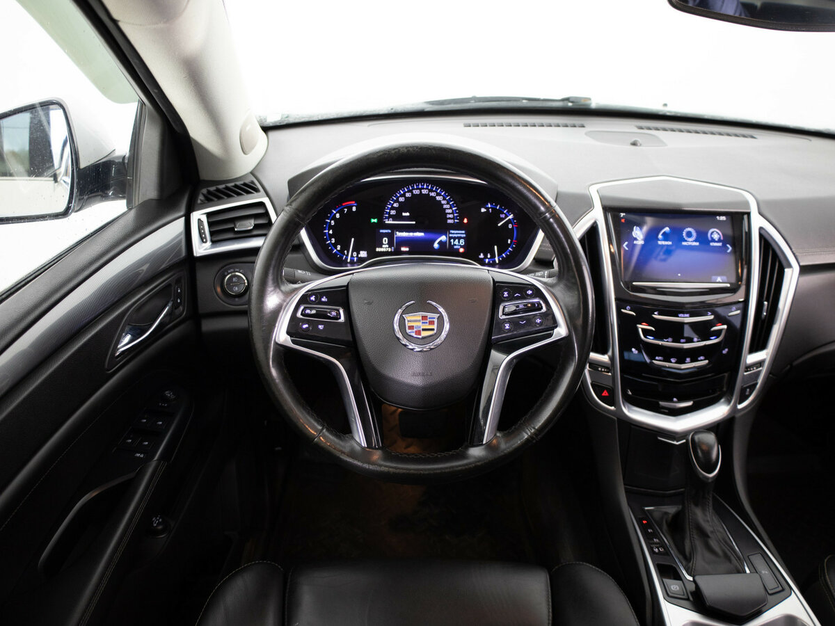 Cadillac SRX с пробегом — 2013 год. Фото: #5