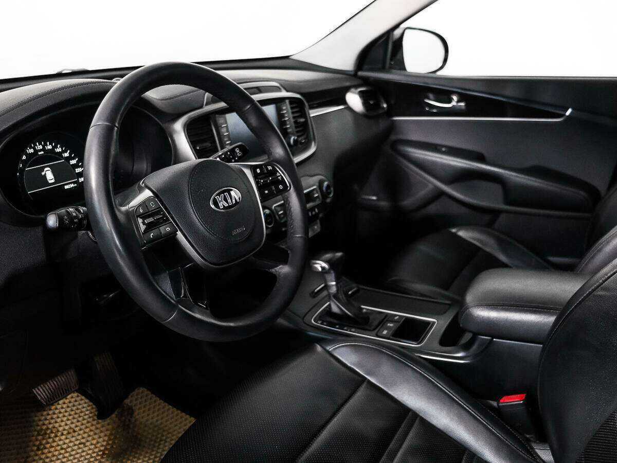 Kia Sorento с пробегом — 2018 год. Фото: #8