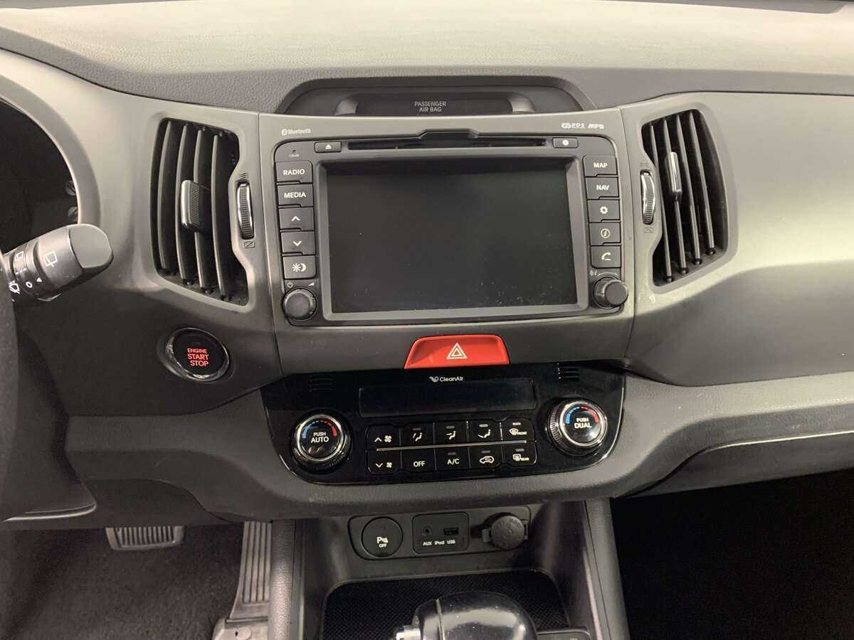 Kia Sportage с пробегом — 2010 год. Фото: #11