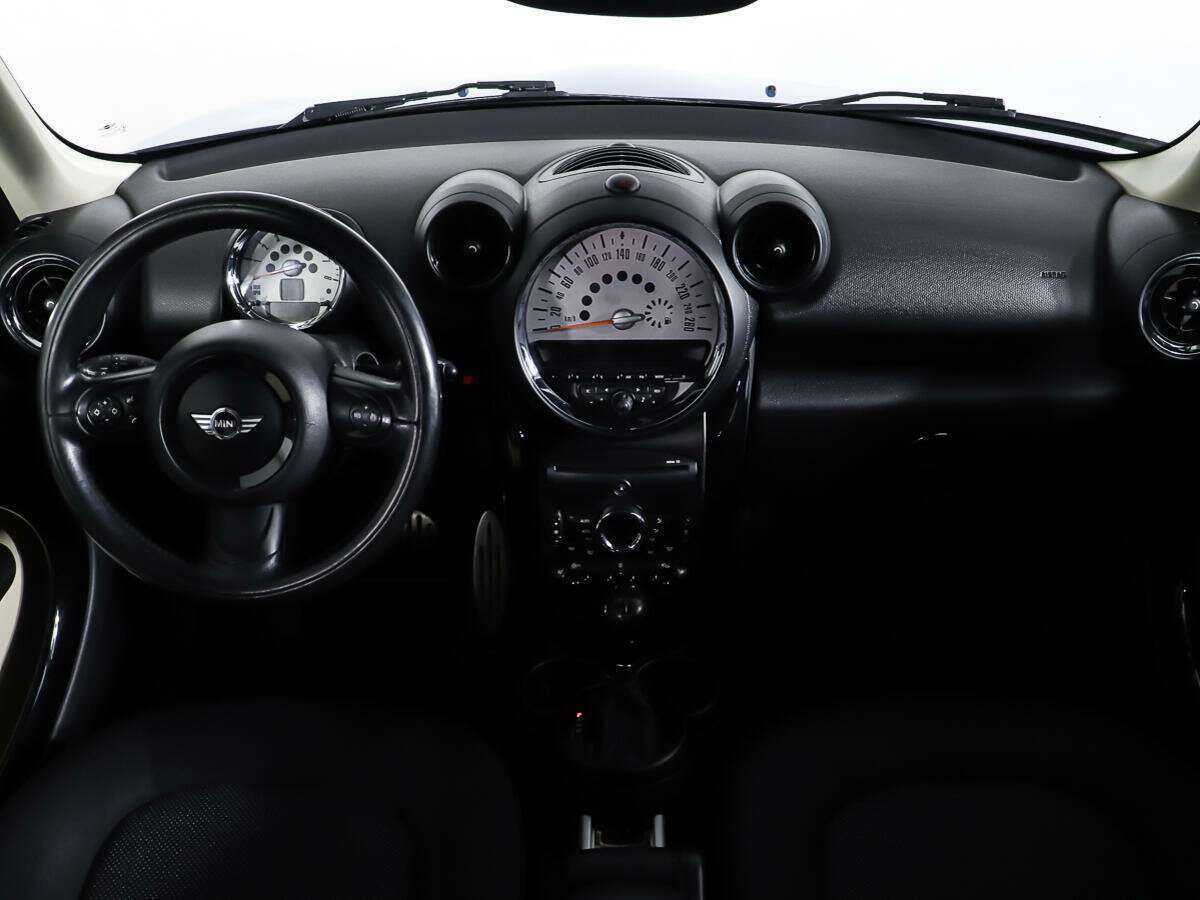 Mini Countryman с пробегом — 2014 год. Фото: #10