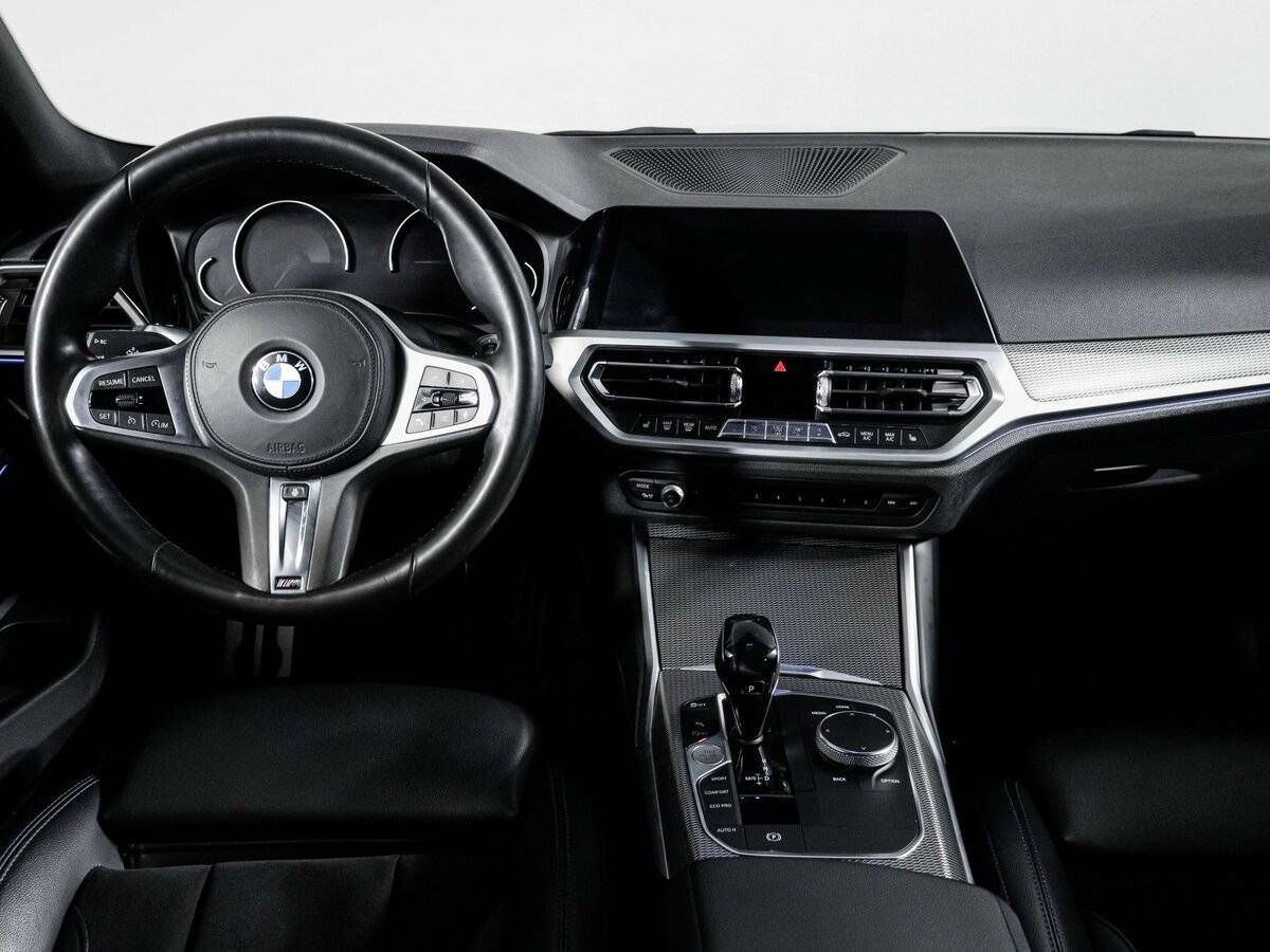 BMW 3 серии с пробегом — 2019 год. Фото: #12