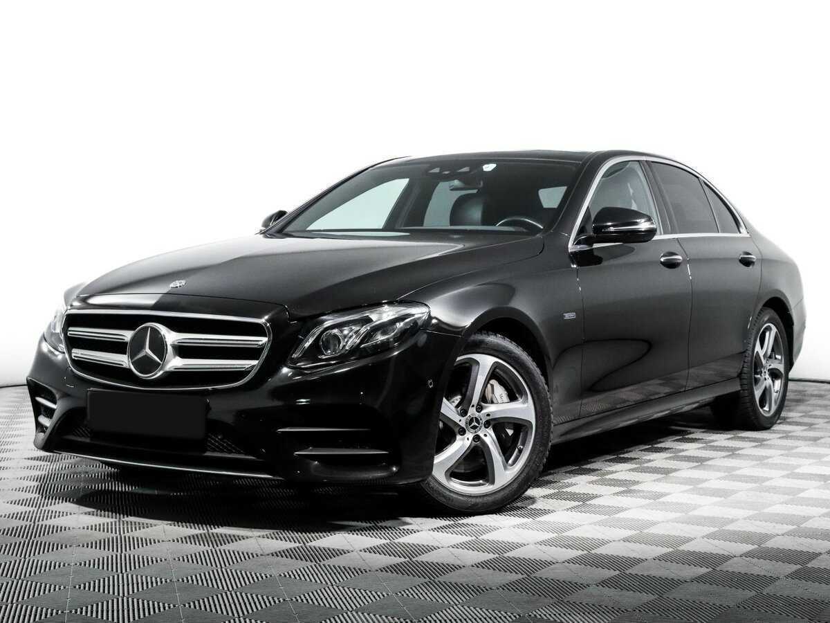Mercedes-Benz E-Класс с пробегом — 2018 год. Посмотреть фото