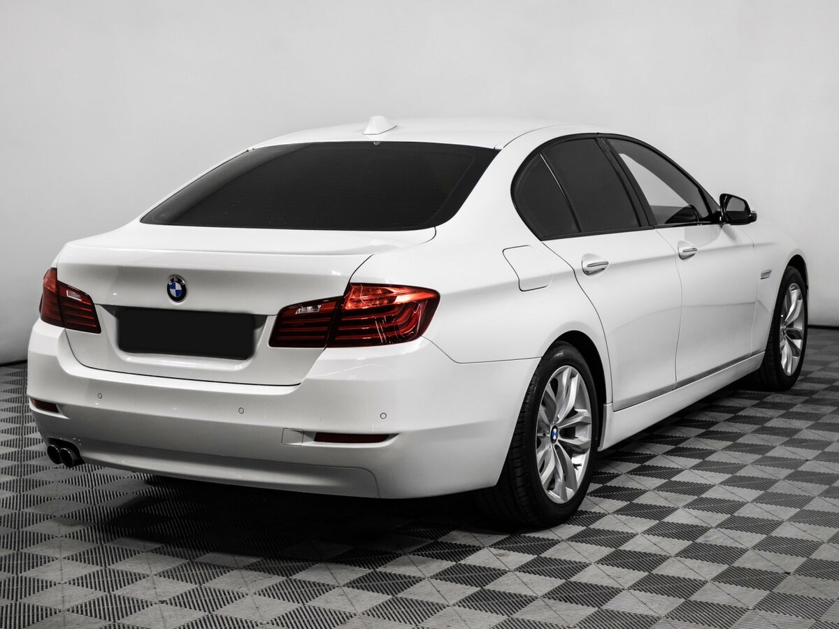 BMW 5 серии с пробегом — 2015 год. Фото: #4