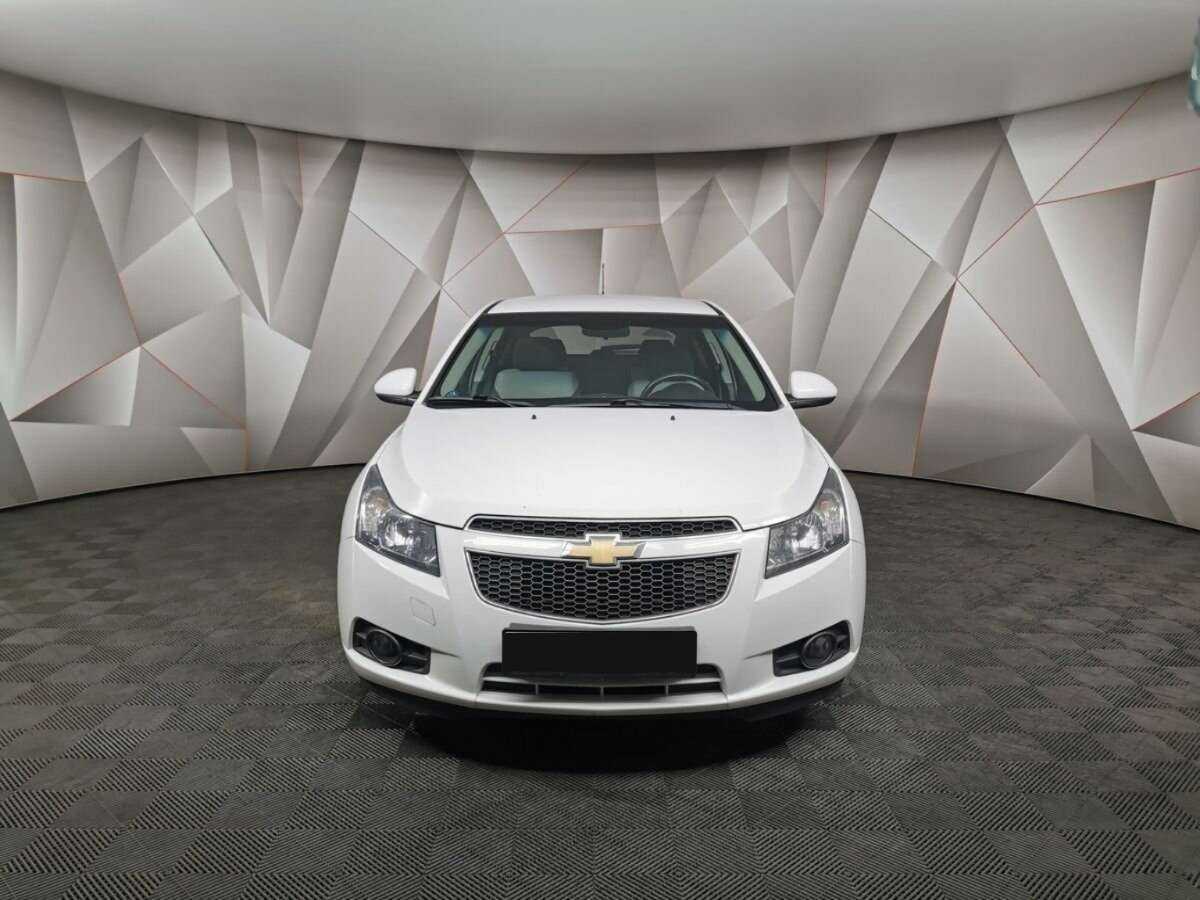 Chevrolet Cruze с пробегом — 2012 год. Фото: #6